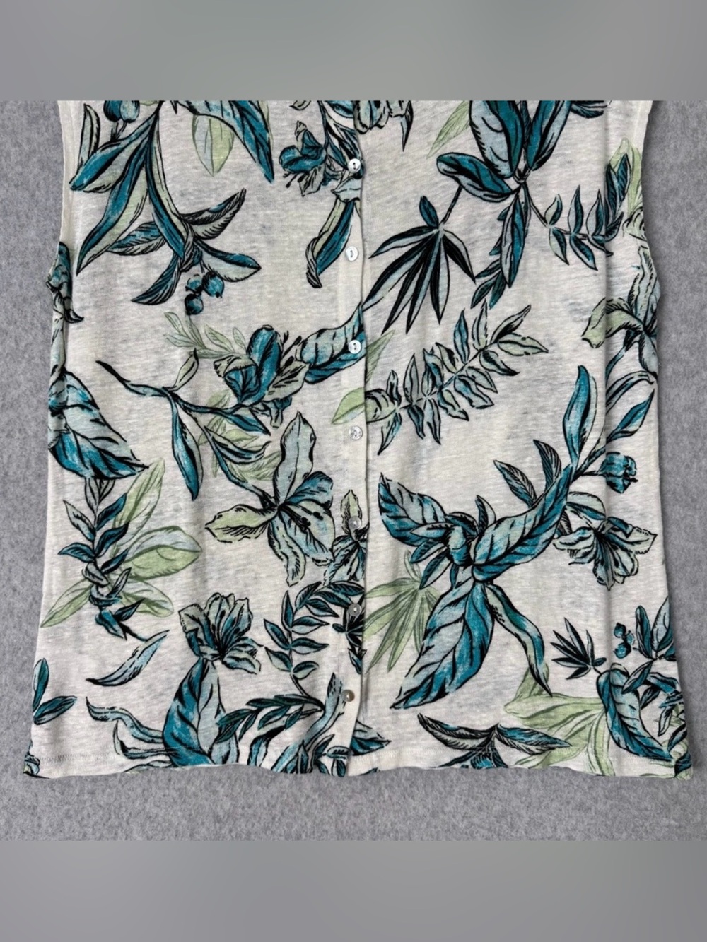 Tahari Linen Short Sleeve T-Shirt Womens Size L Blue Green Black White Lot of 2 - Picture 14 of 16